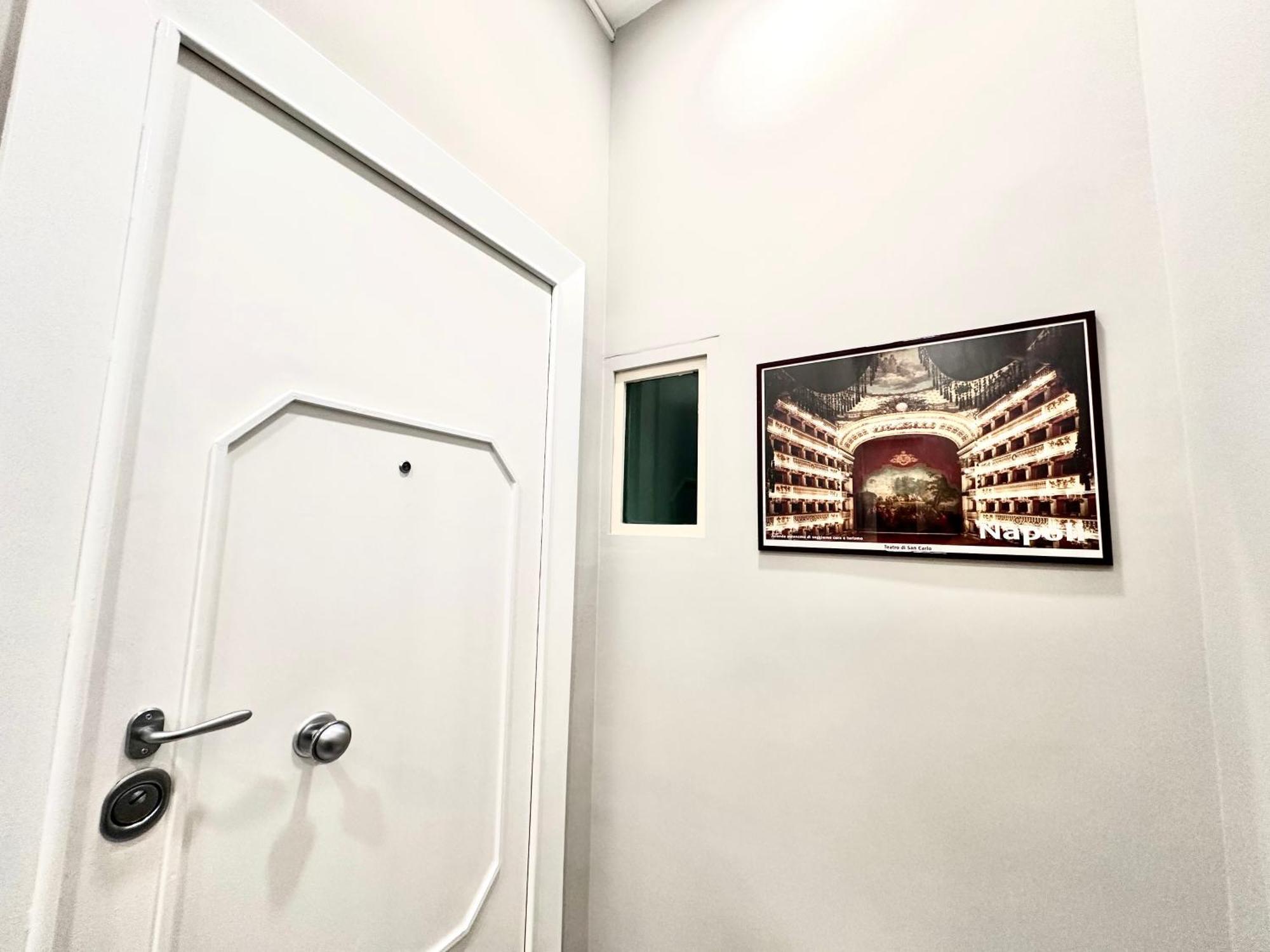 Dimora Del Plebiscito Apartment